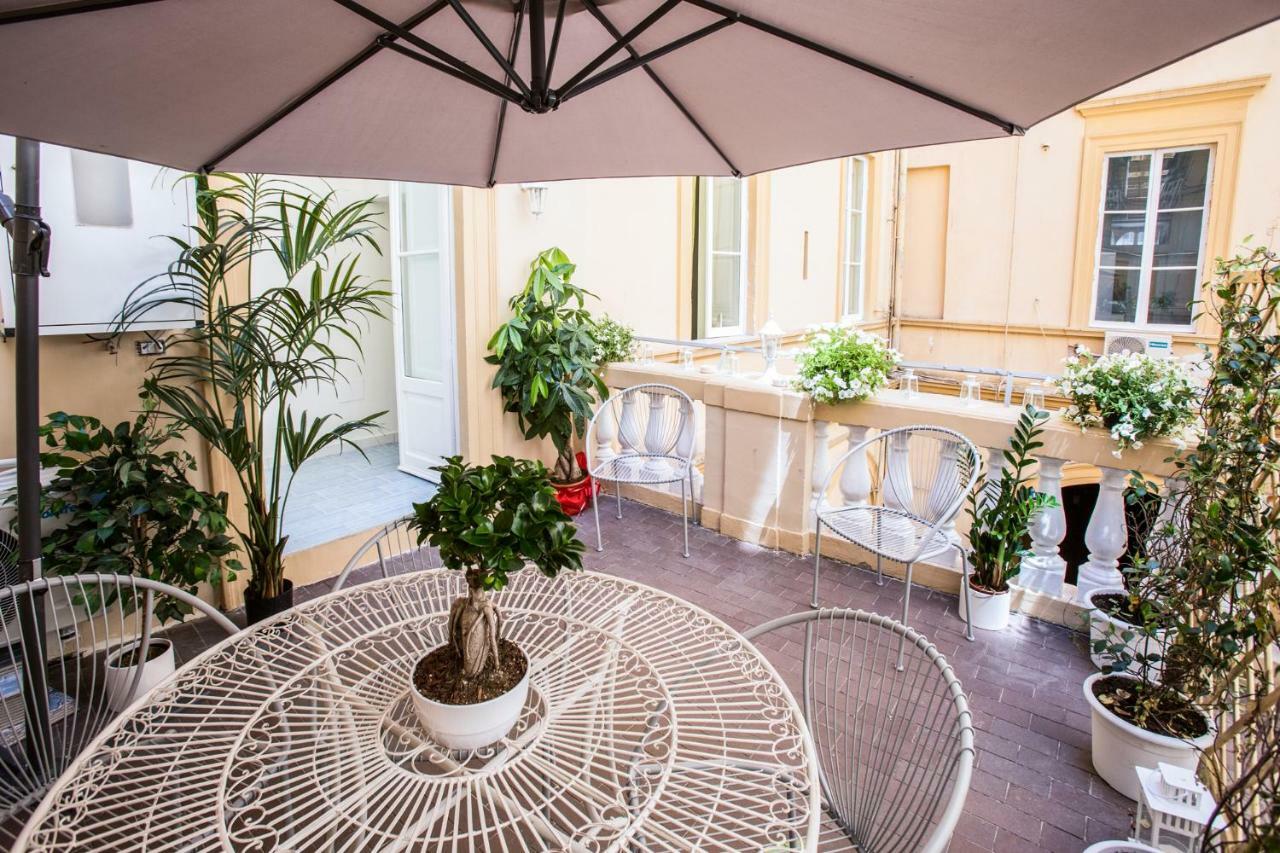 Regina Elena Bed & Breakfast Naples Exterior photo