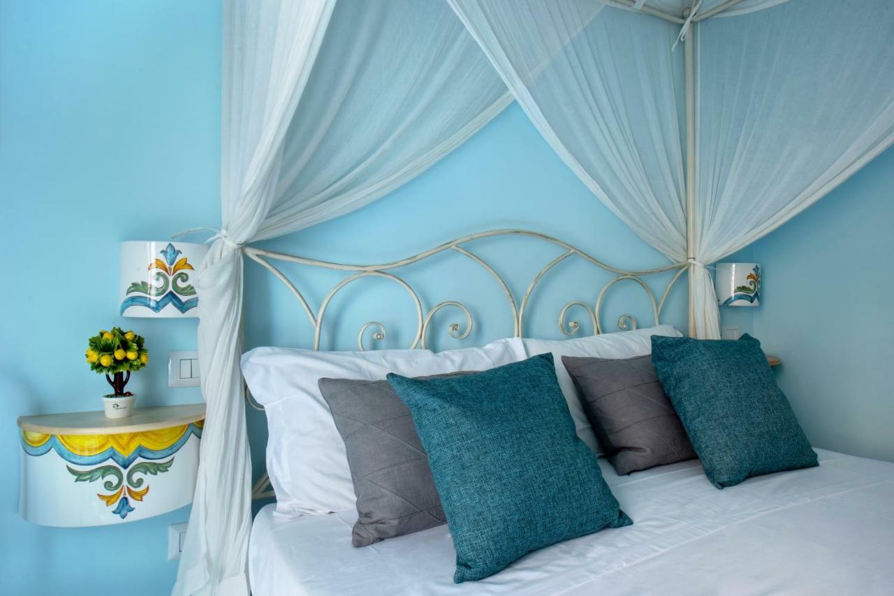 Regina Elena Bed & Breakfast Naples Exterior photo