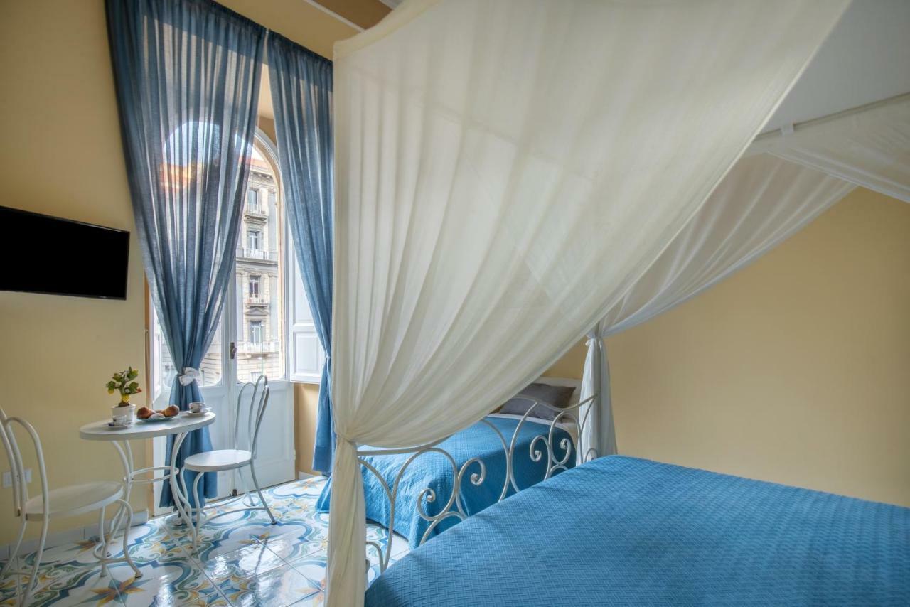 Regina Elena Bed & Breakfast Naples Exterior photo